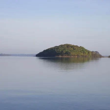 Camillaun With Lough Corrib Boat Hire אוטרארד